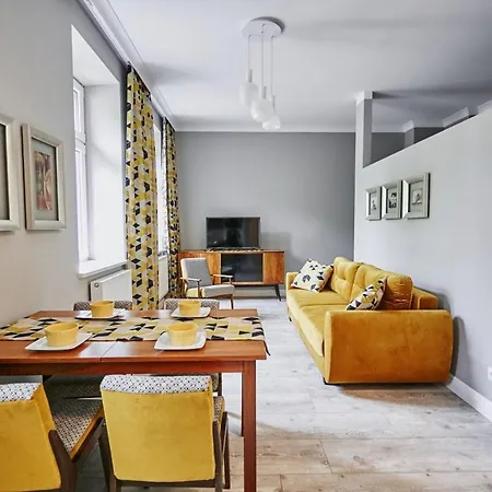 Zolty De Lux Dla 2 Osob Katowice 초르조프