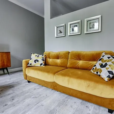 Zolty De Lux Dla 2 Osob Katowice
